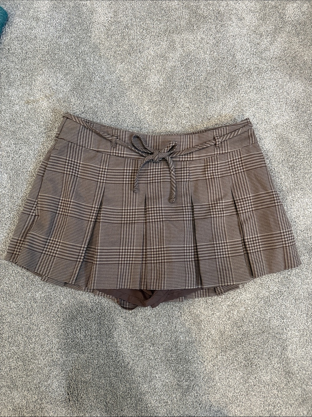 Hollister Brown Plaid Pleated Mini Skort